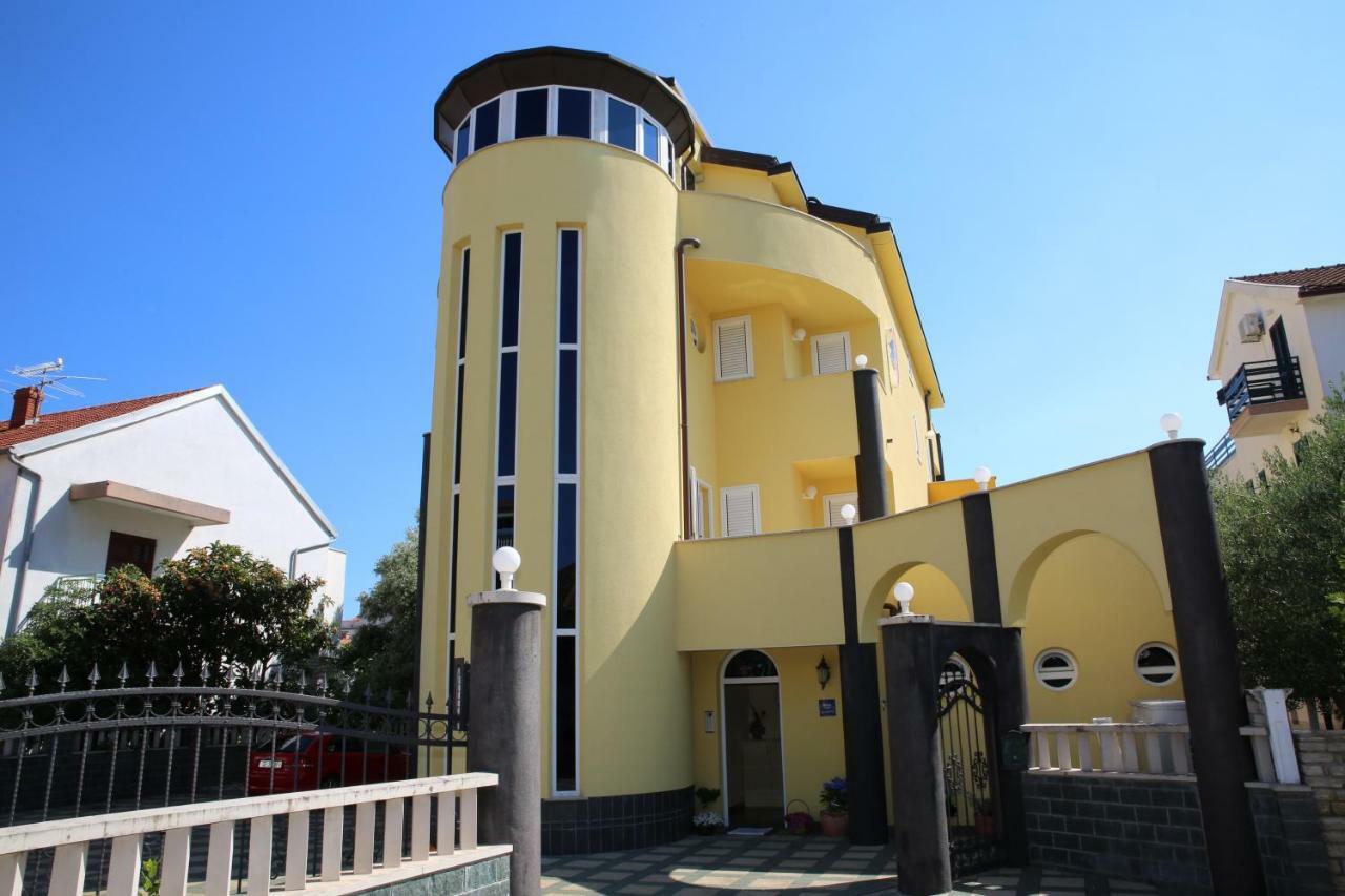 Vila Nara Hotel โวดีเซ ภายนอก รูปภาพ